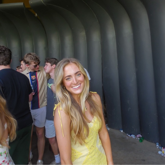 Meet your Posher, Mary harriet - Picture 3 of 10